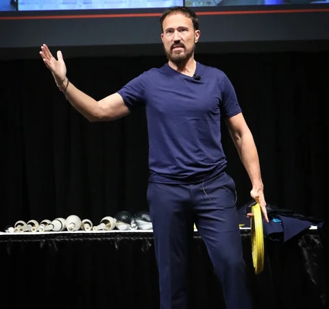 Albert Lucas demonstrating juggling